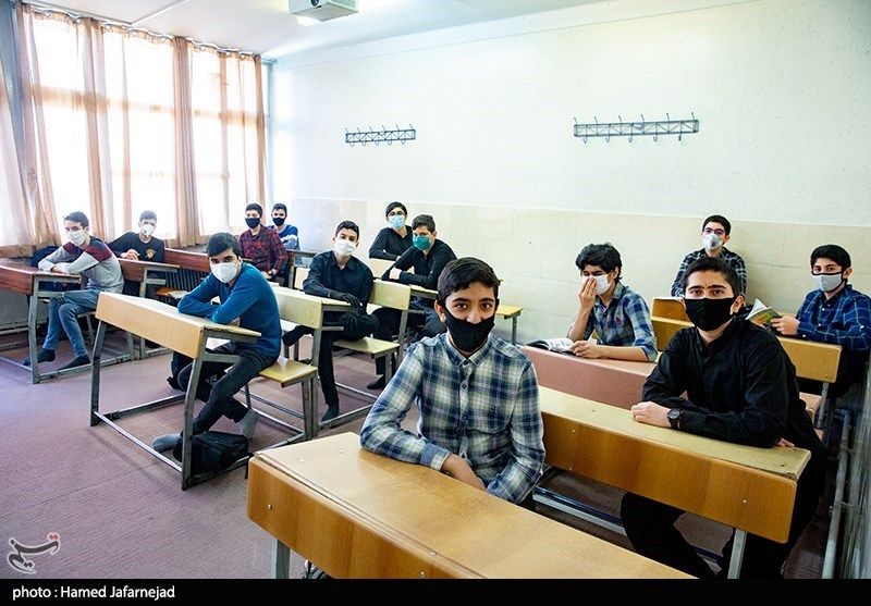 دبیرستان دوره دوم استعدادهای درخشان شهید بهشتی یک اهواز پیشگام در کسب رتبه‌های تک رقمی کنکور سراسری