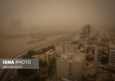 تداوم گرد و غبار و کاهش کیفیت هوا در خوزستان