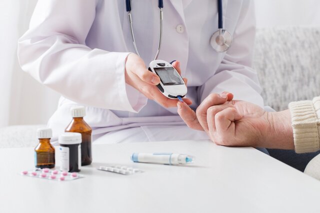 کدام داروها و خدمات بیماران دیابتی تحت پوشش بیمه قرار گرفته است؟