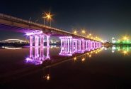 آمادگی شهر اهواز برای میزبانی از مهمانان نوروزی/ نورپردازی سه پل کارون