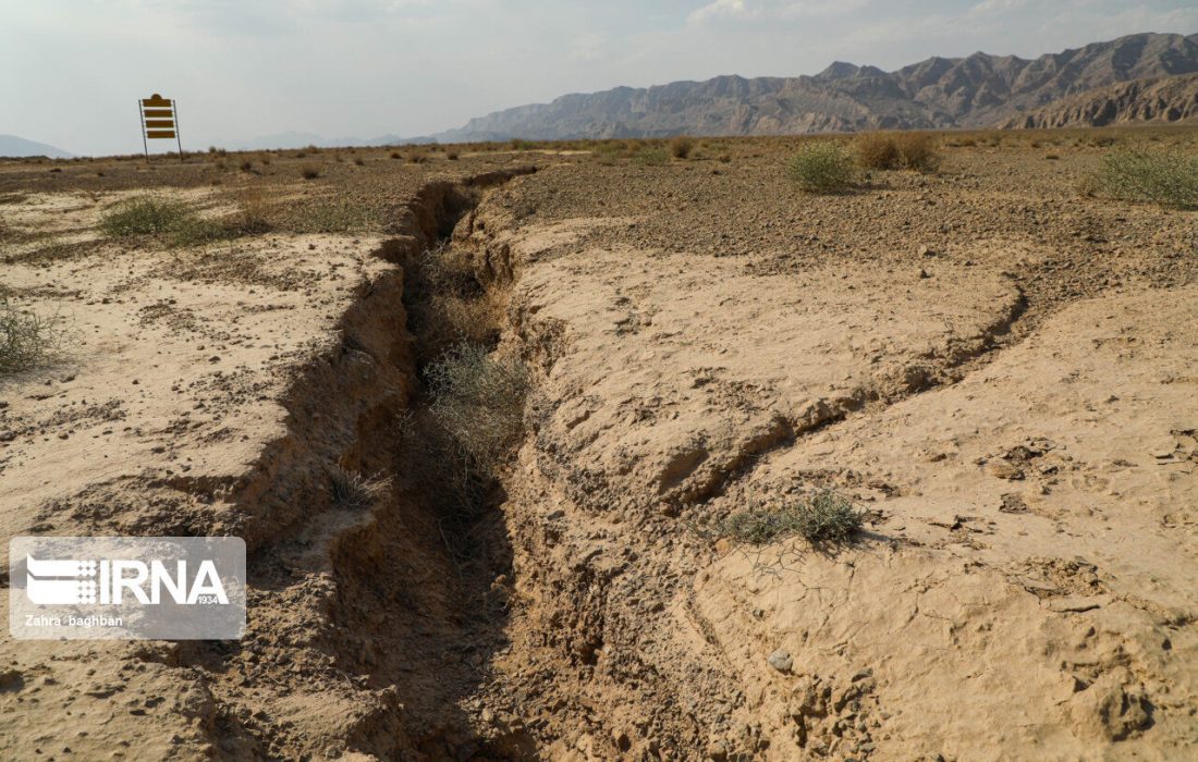 زنگ خطر فرو نشست زمین در خوزستان به صدا در آمد