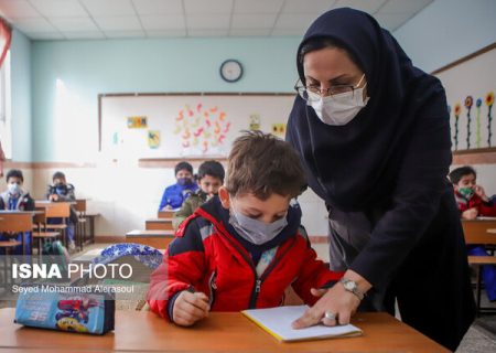 بیش از ۱۰۰۰ دبیر و هنرآموز در خوزستان جذب می‌شوند