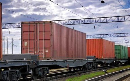 افزایش سهم حمل‌ونقل ریلی در جابجایی کالاهای وارداتی بندر امام خمینی(ره) بررسی شد