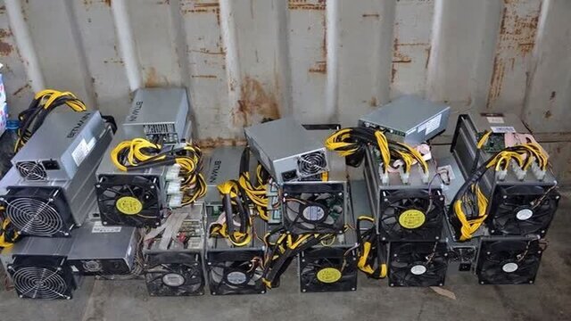 ماینر، خانه‌ای را در خرمشهر به آتش کشاند