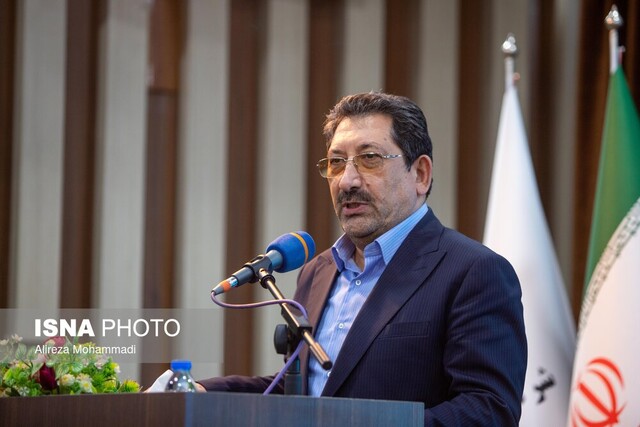 صنایع باید به فکر ایجاد نیروگاه‌های خود باشند