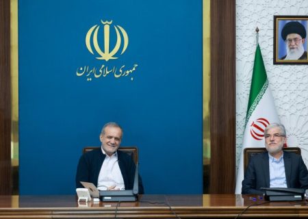 پزشکیان: دانشگاه‌ها پیشنهادهای عملی برای مدیریت مسائل استان‌ها ارائه دهند