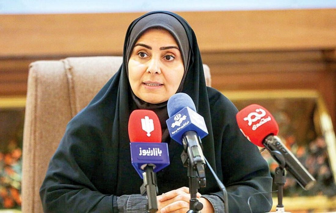 در شرایط حساس کنونی نقش نمایندگان انقلابی برجسته تر است / باید به دولت کمک کنیم